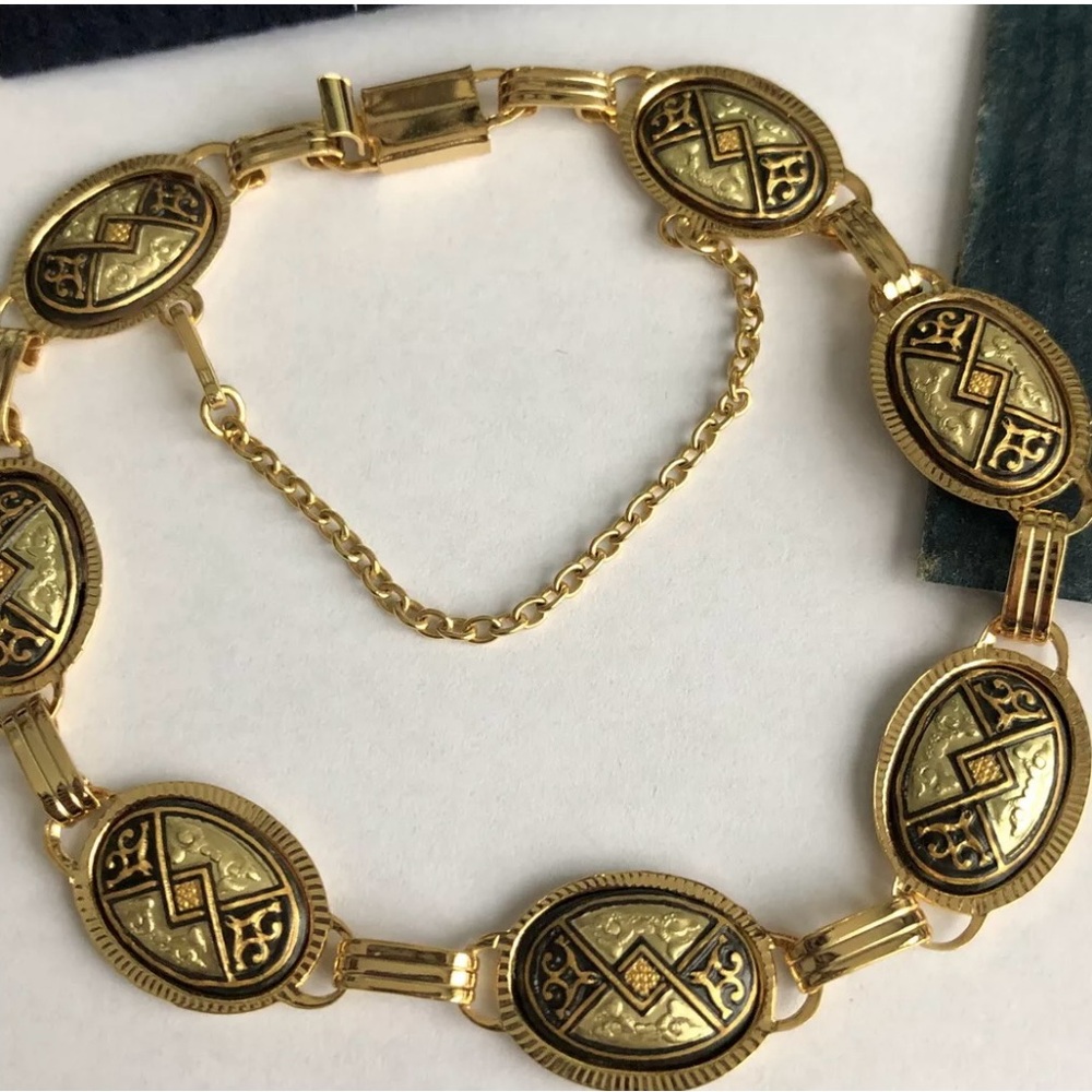 Demascene Link Gold Bracelet New NWT Great Gift!! Beautiful Unique